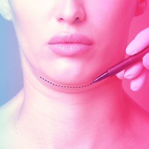 How to Get Rid of a Double Chin Without Surgery | The Daily Beast