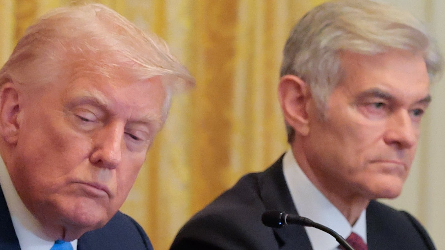 Health and Human Services Secretary Robert F. Kennedy Jr. (L) speaks during an event on Health Technology with U.S. President Donald Trump, Administrator for the Centers for Medicare & Medicaid Services Mehmet Oz and Acting Administrator of the United States Department of Government Efficiency Amy Gleason